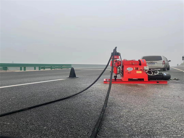 北安马路路基路面开裂下沉注浆加固灌浆