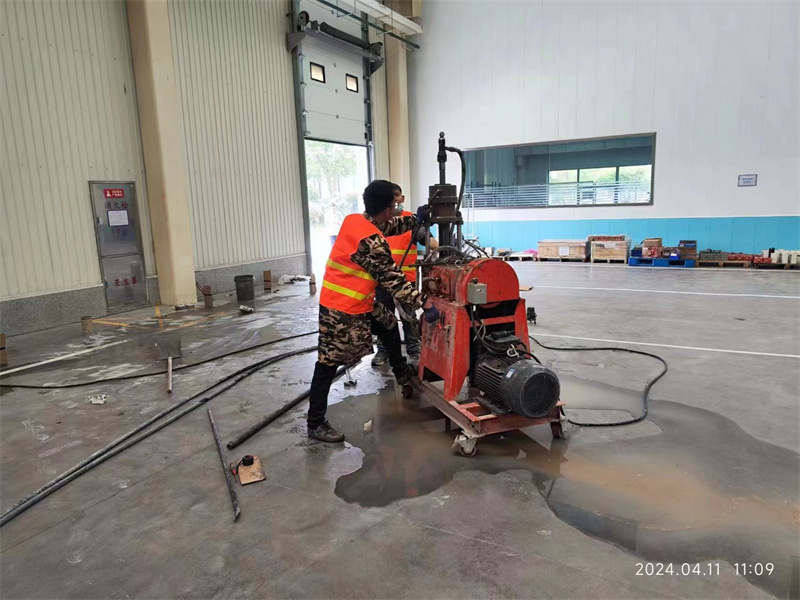 北安厂房地面下沉塌陷注浆加固施工